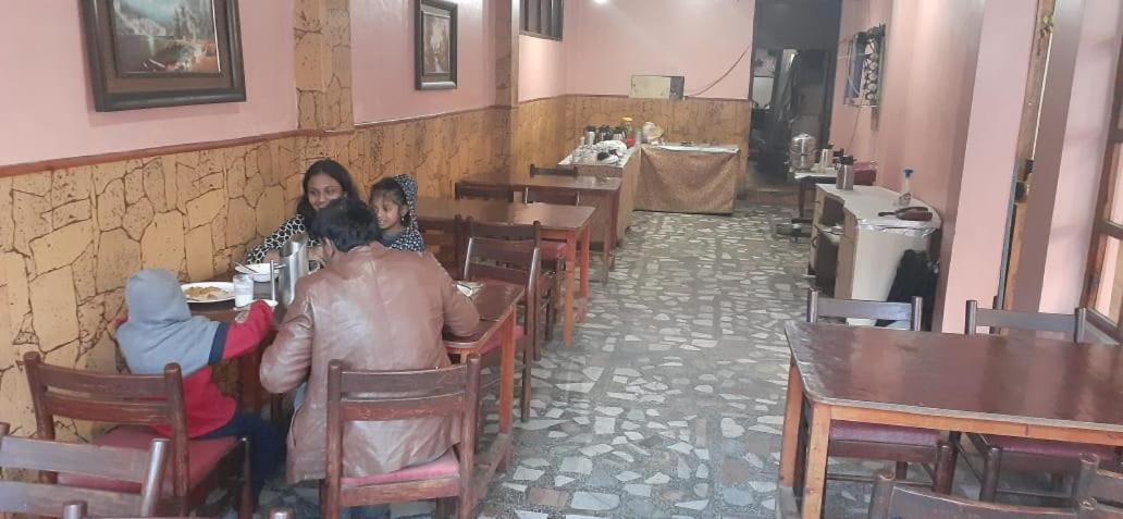 Hotel Him View Manali  Exterior photo